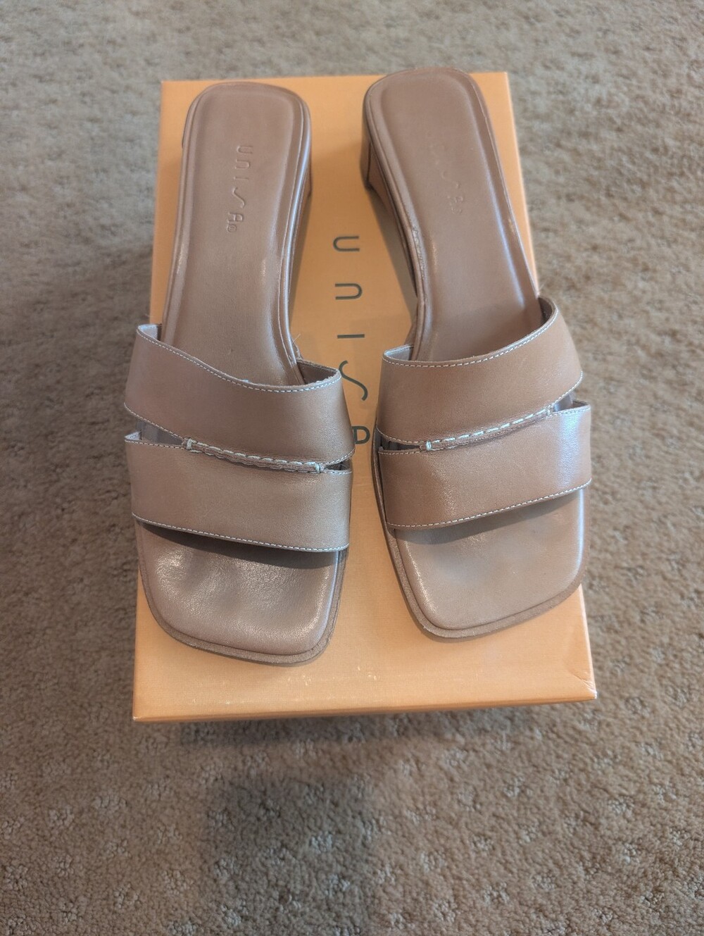 Unisa Slide Sandals Light Tan Light Brown Size 7.5